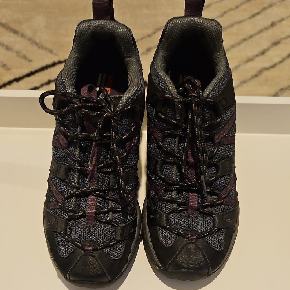 Merrell Women's Black and Purple Athletic Shoes